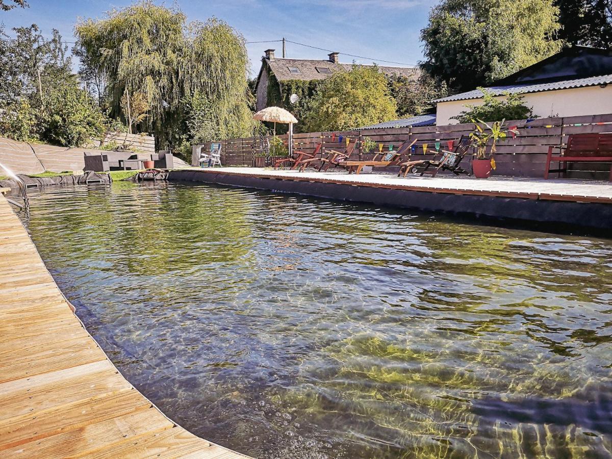 Отель Au Bonheur Nomade Livry  Экстерьер фото
